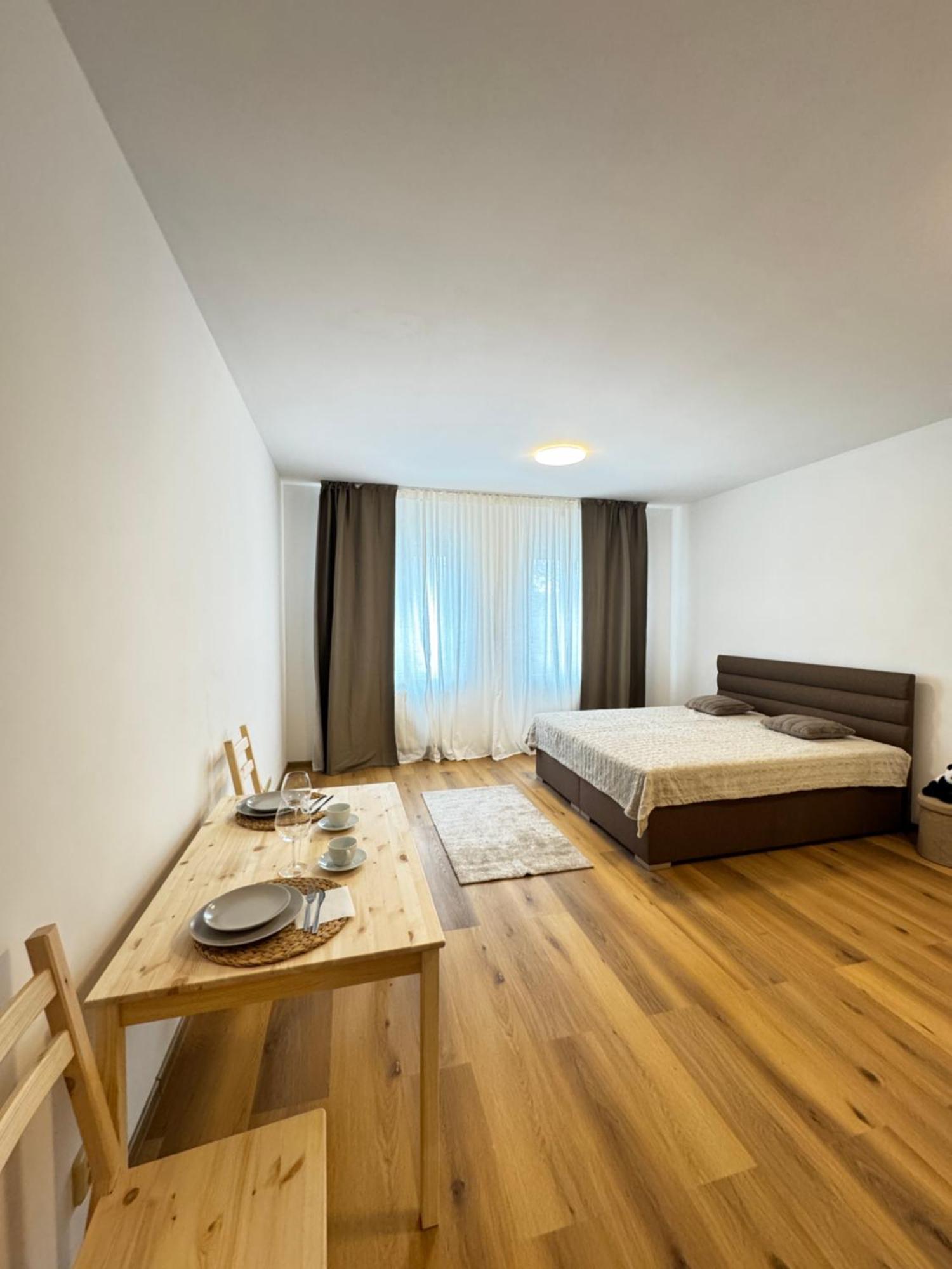 Riverside Apartment Praha Kültér fotó