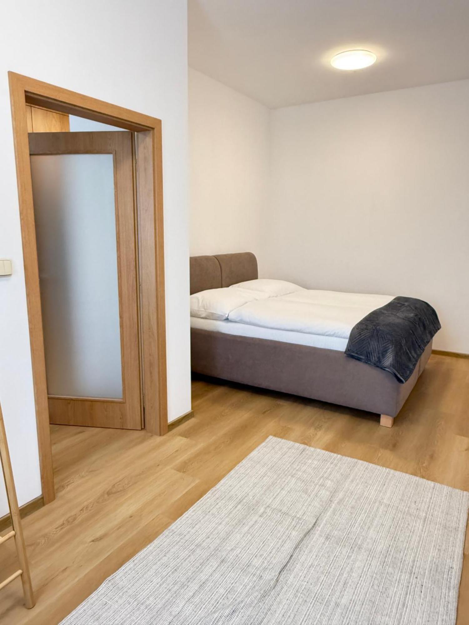 Riverside Apartment Praha Kültér fotó